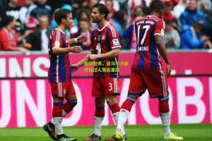 澳客官方网：面对包夹，亚马尔冷静穿裆过人突出重围